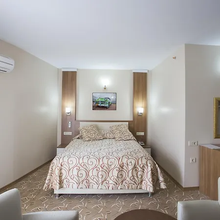 Seyhan Sarus Hotel 3*