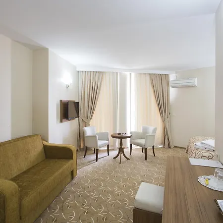 Hotel Seyhan Sarus 3*